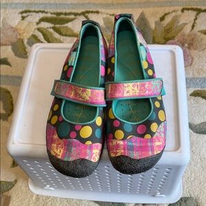 Keen Mary Jane shoes.  Size 11